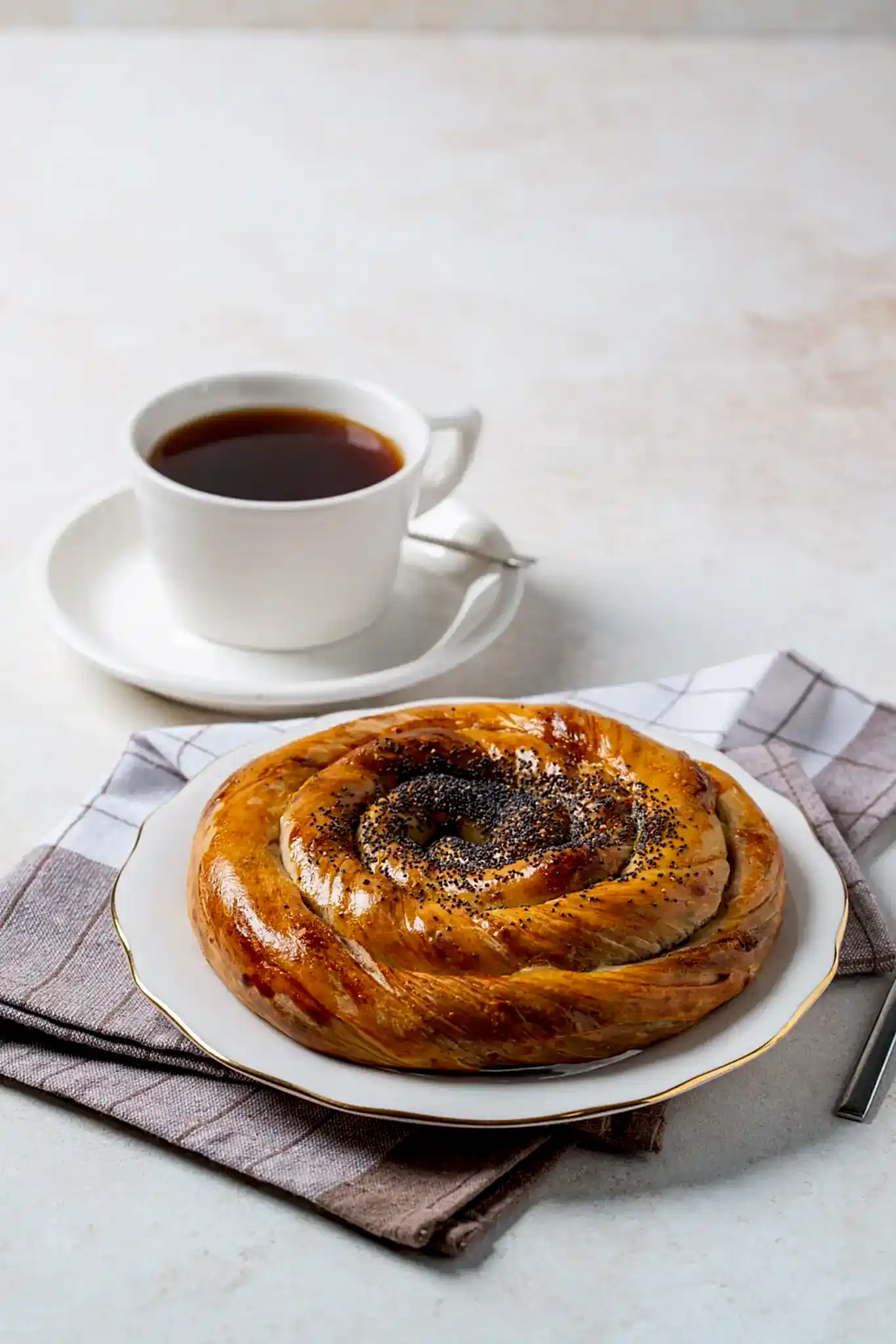 Haşhaşlı Çörek